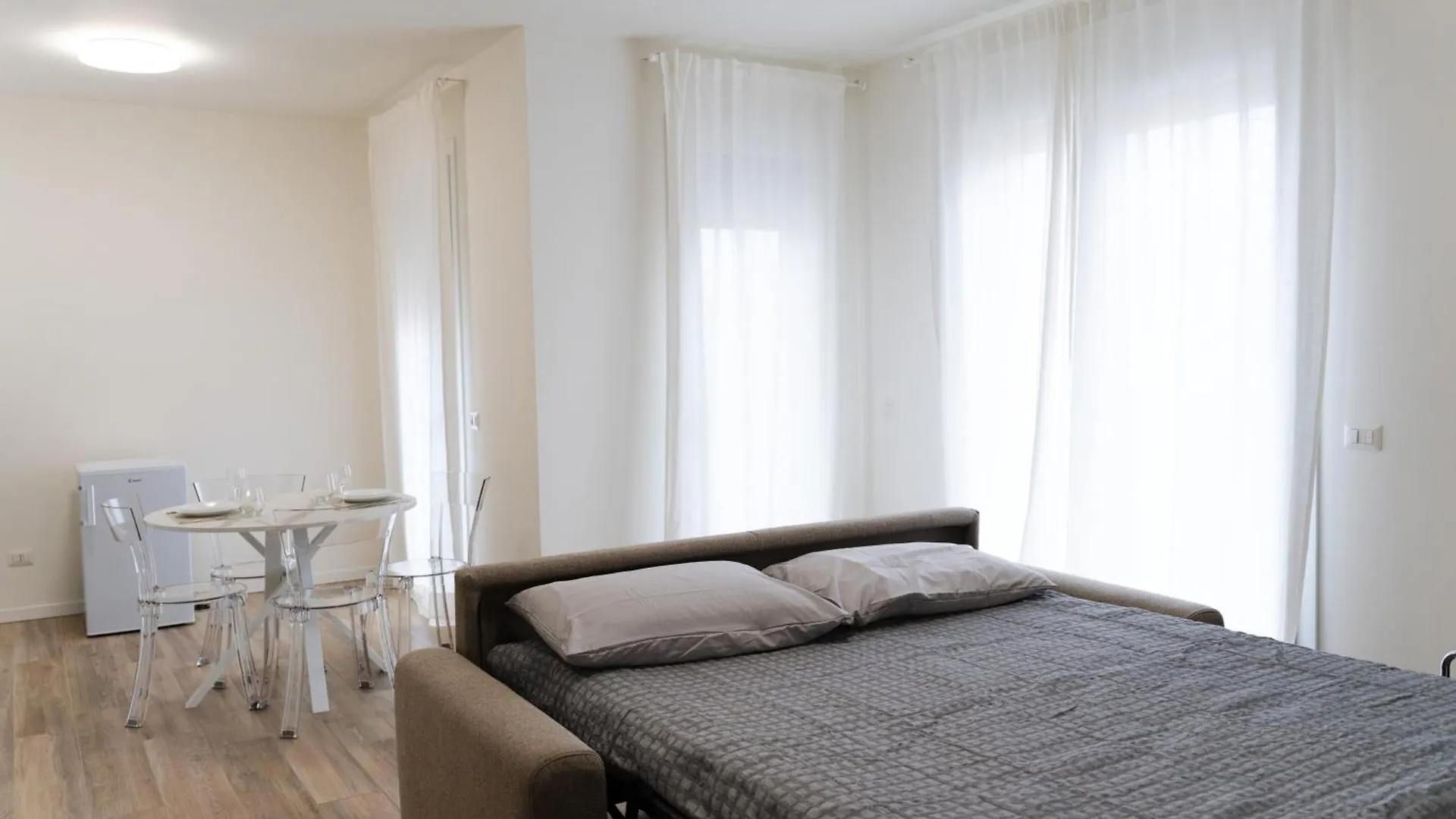 Comforthome Fiera Cornaredo 0*,  Italy