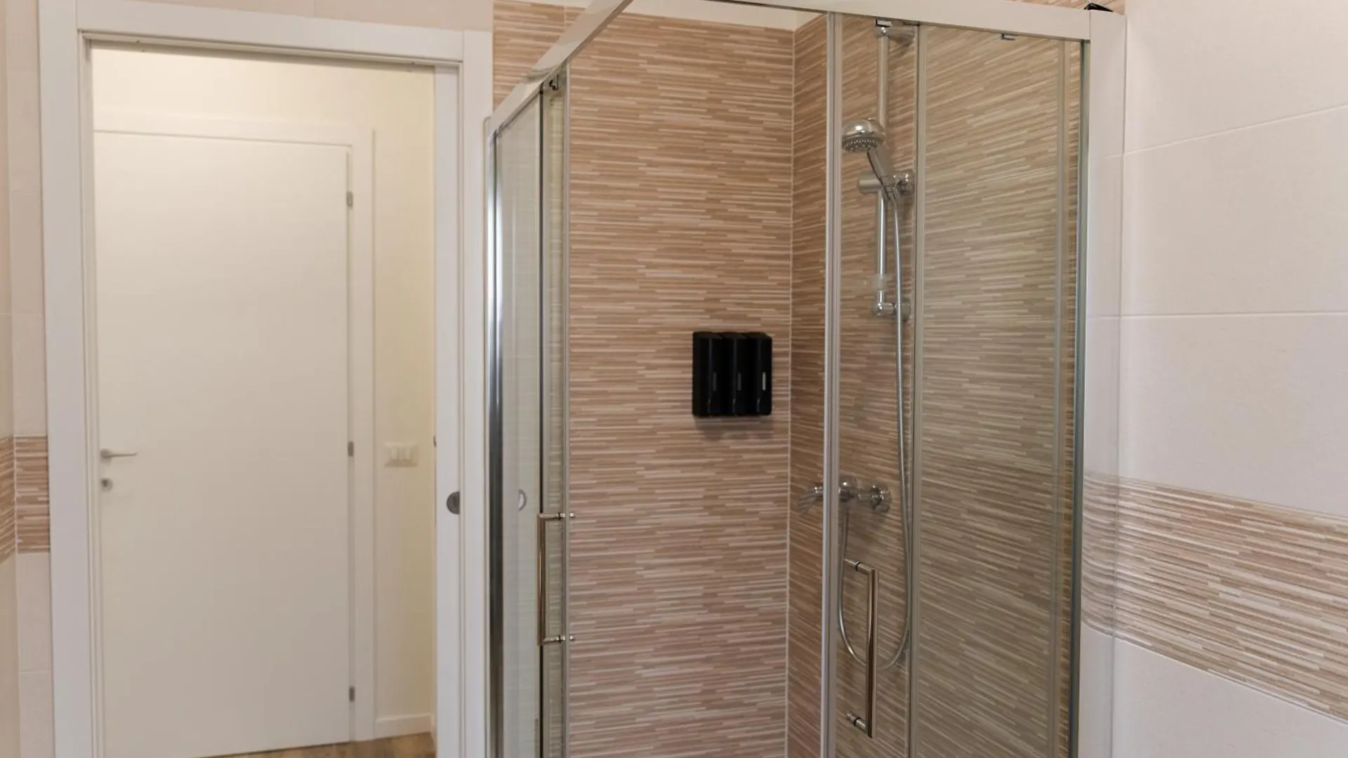 Apartment Comforthome Fiera Cornaredo Italy